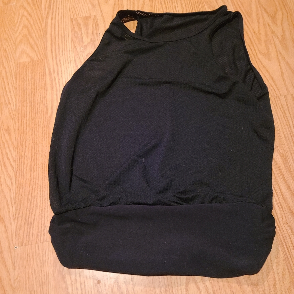 Mesh tank